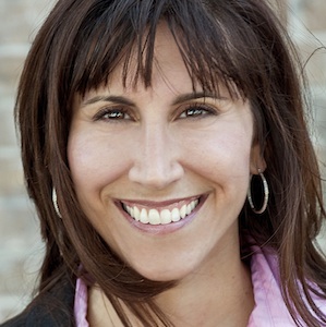 Maura Thomas